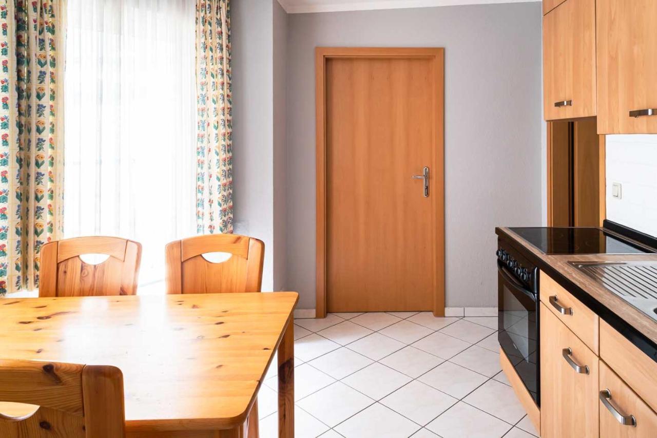 Apartmenthaus Chrischanshof Росток Екстер'єр фото
