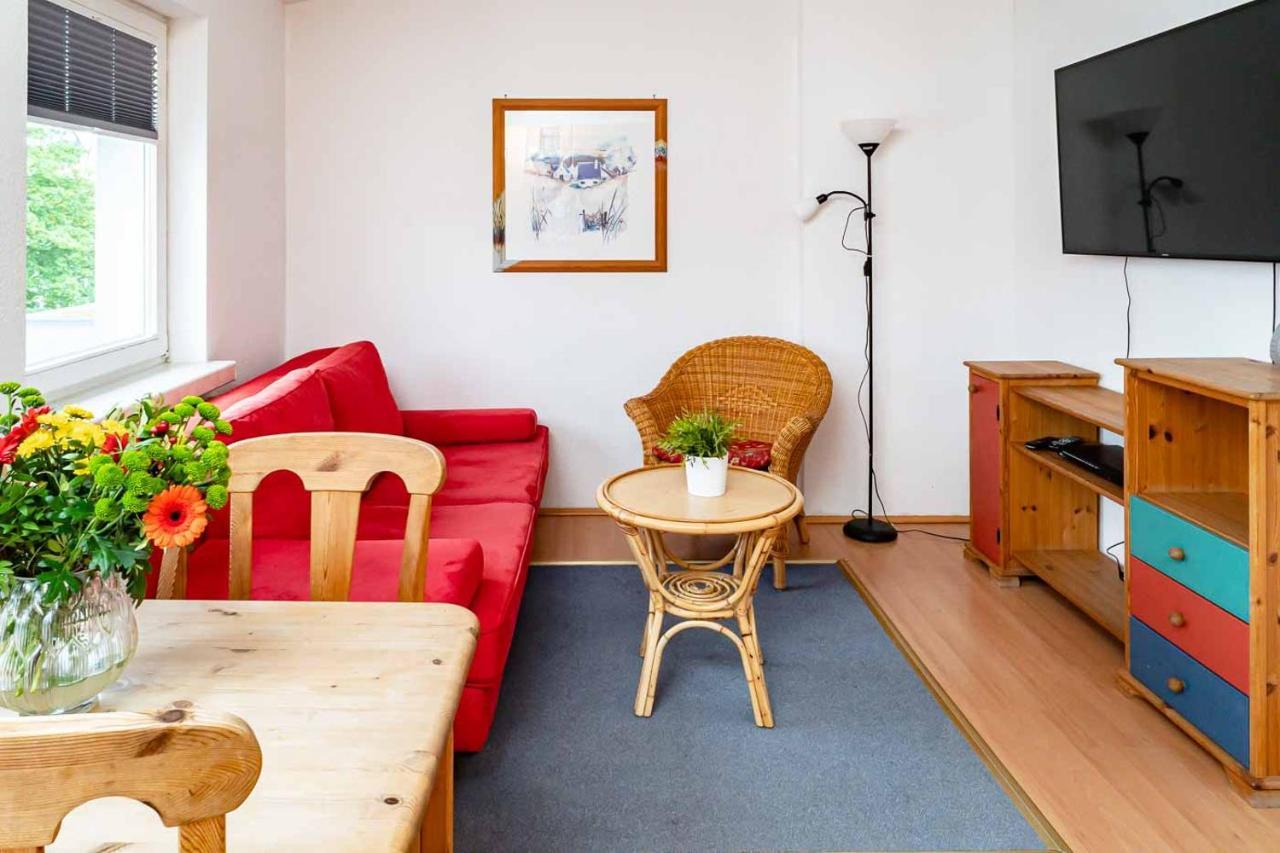 Apartmenthaus Chrischanshof Росток Екстер'єр фото