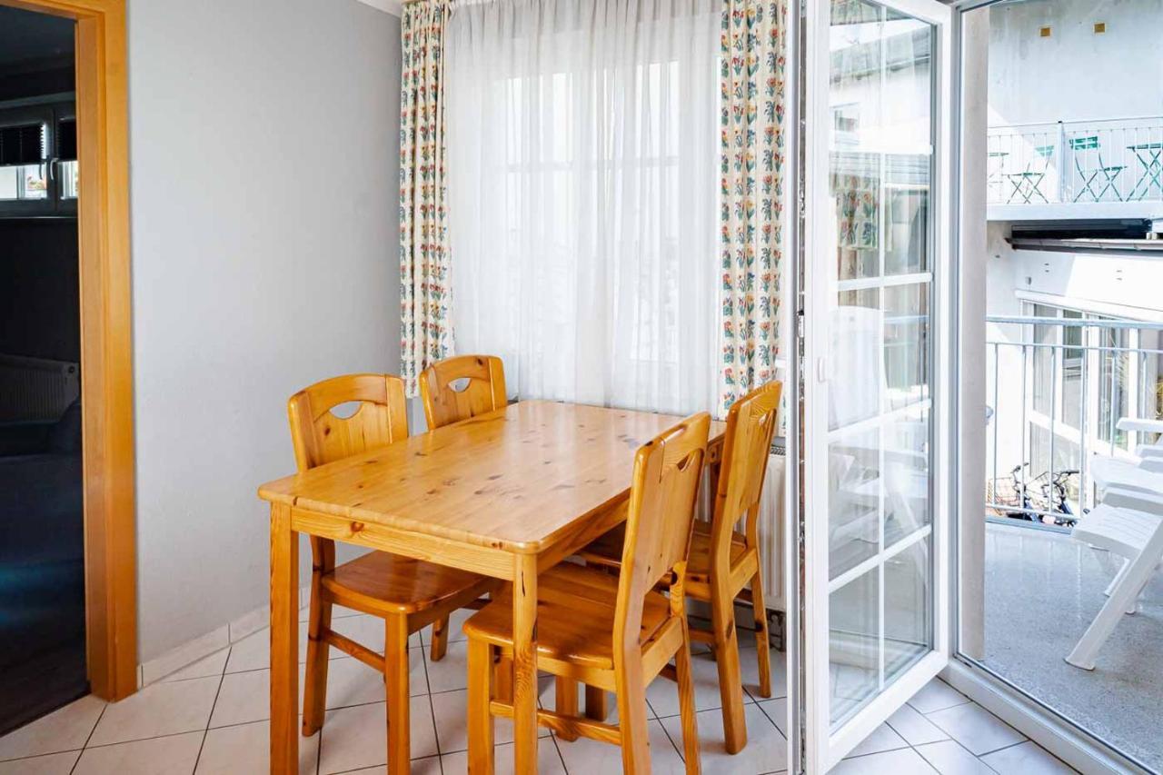 Apartmenthaus Chrischanshof Росток Екстер'єр фото